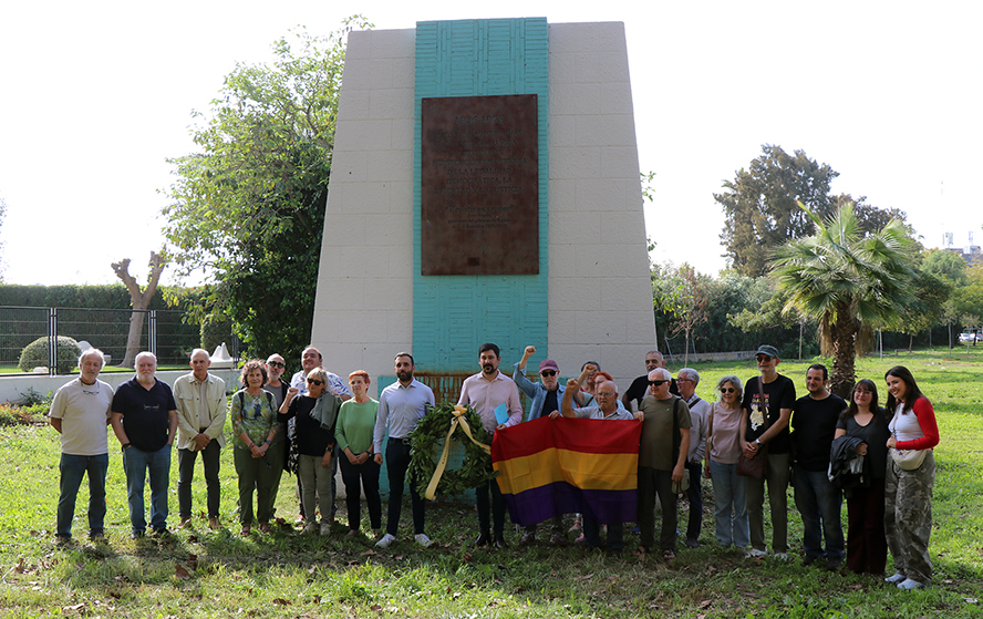 Sagunt commemora un any més les víctimes de la Guerra Civil i de la repressió franquista