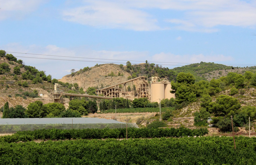 El TSJ resuelve a favor del Ayuntamiento de Sagunto y en contra del recurso de la Lafarge por exceder el perímetro de extracción en la cantera Salt del Llop