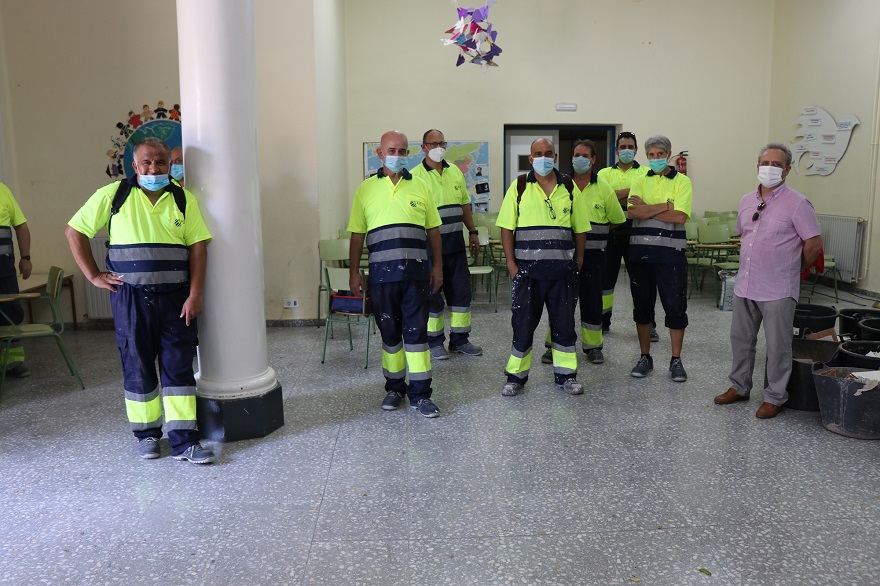 Inician las labores de mantenimiento y conservación en centros educativos del Plan de Empleo de la SAG 