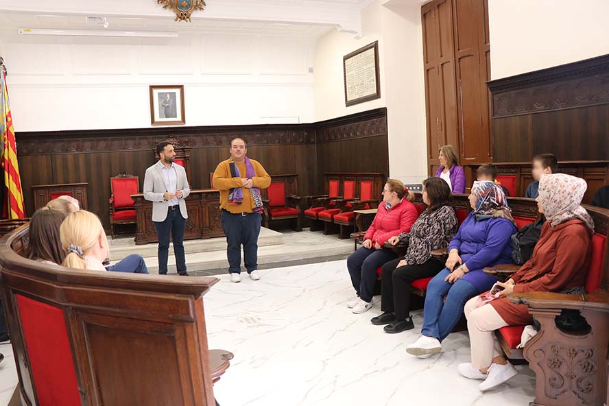 Alumnado de Polonia y Turquía visita Sagunto