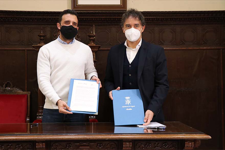 El Ayuntamiento de Sagunto firma un convenio con Turisme Comunitat Valenciana para impulsar la promoción turística de su producto cultural