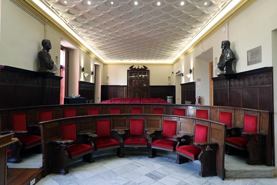 El Ayuntamiento de Sagunto rehabilita y adapta el Salón de Plenos municipales al siglo XXI 