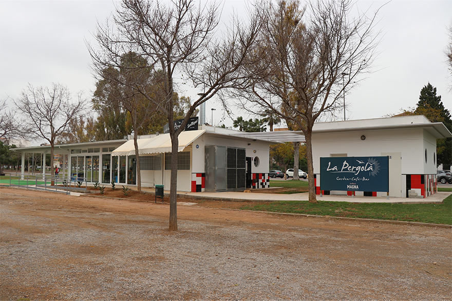 El bar de ‘La Pérgola’ vuelve a dar servicio en el Triángulo Umbral