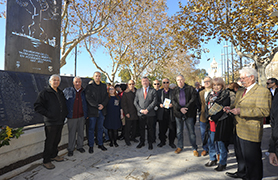 Sagunto inaugura el monumento en honor a los trabajadores fallecidos en la industria local en los últimos 110 años