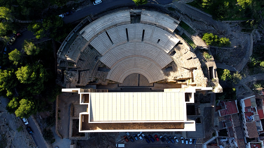 Turismo Sagunto publica el catálogo de espacios y recursos y el formulario de solicitud para la organización de congresos en el municipio
