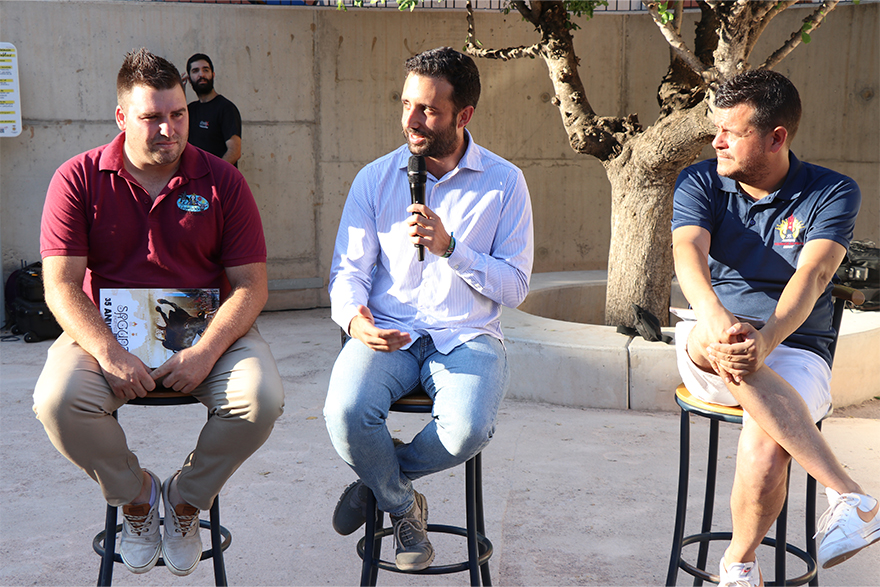 Ayer por la tarde se presentó, por primera vez, el libro de las Fiestas Patronales