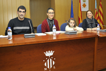 Els delegats Tania Ortiz i Paco Villar assisteixen a la presentació del llibre de Loles Sancho