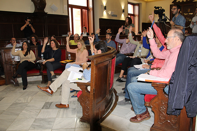 El pintor Pablo Abelleira presenta la seua col•lecció pictòrica “No time for business”