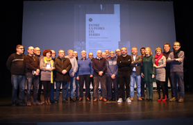 El Centro Cultural Mario Monreal acoge la presentación del poemario ‘Entre la pedra i el ferro’