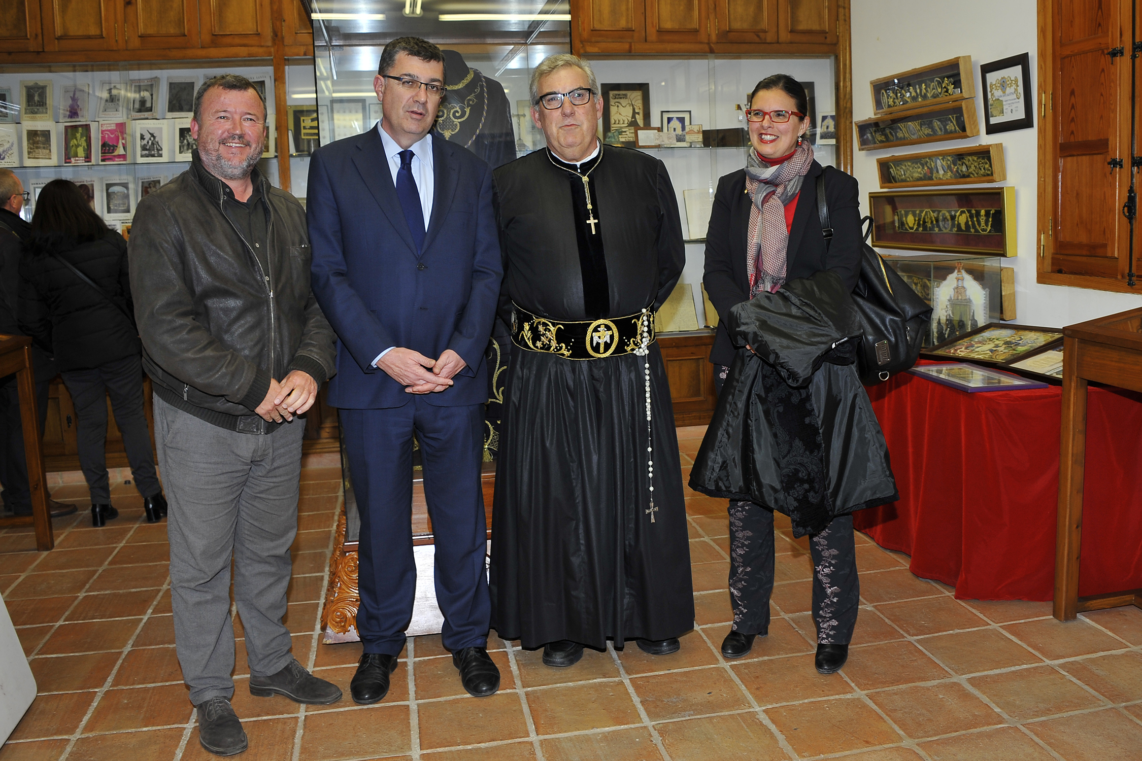 El presidente de las Cortes Valencianas visita la ciudad con motivo de la Procesión del Encuentro Doloroso