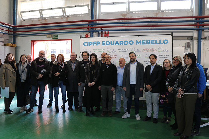 El alcalde de Sagunto y el concejal de Educación han participado en las jornadas de puertas abiertas del CIPFP Eduardo Merello