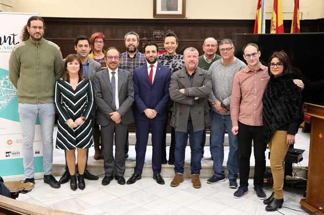 El embajador de España ante la UNESCO visita Sagunto para conocer en profundidad su patrimonio