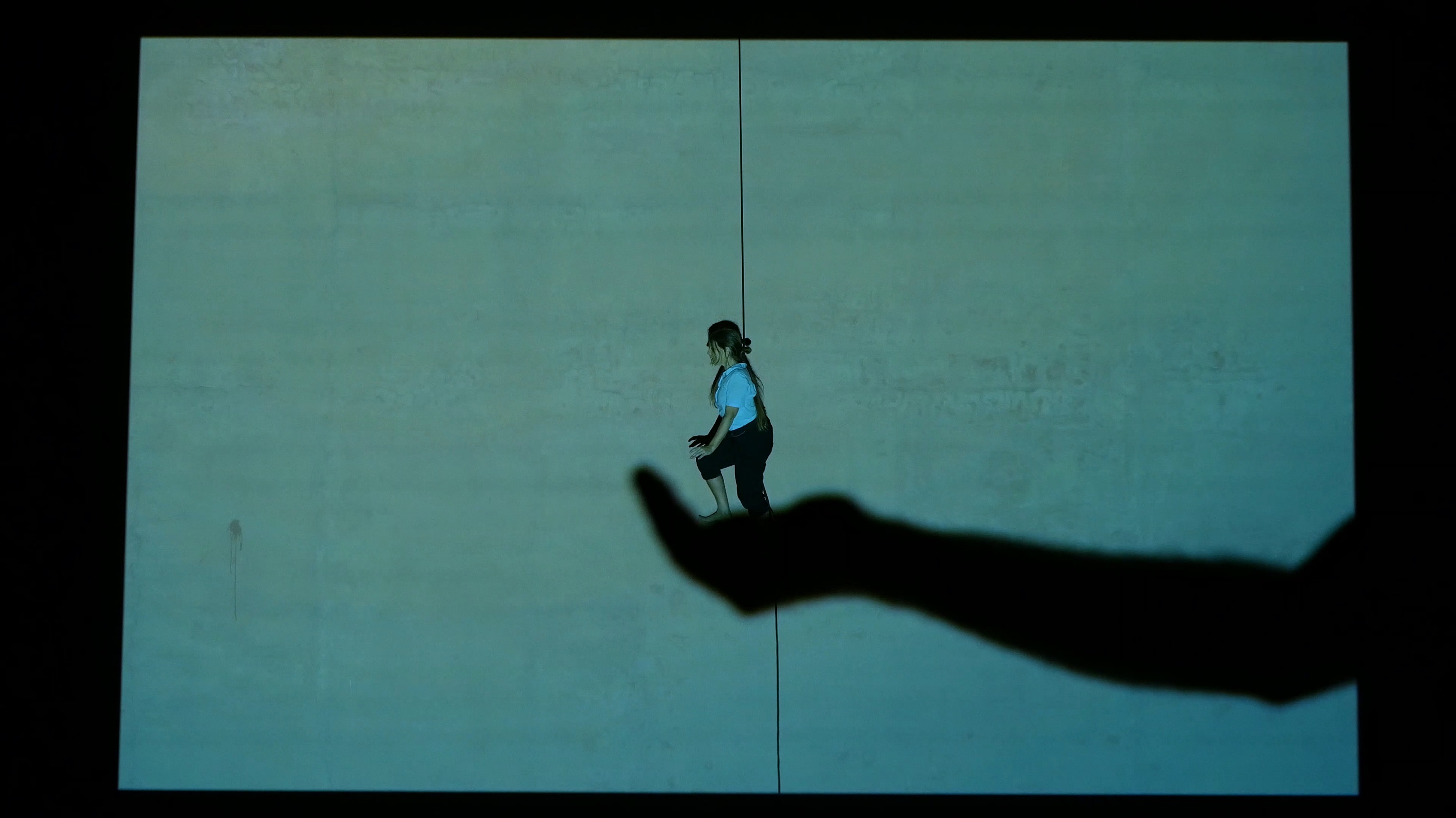 El teatro aéreo llega al Off Romà con ‘Nada’ de la compañía Herrero & Weidmann