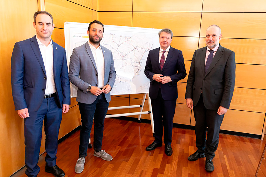 El Ayuntamiento de Sagunto y el Ministerio de Transportes estudian la construcción de una nueva estación de tren con conexión con Puerto de Sagunto y parada de AVE