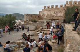 La lluvia no impide continuar con los actos del Día de la Romanidad