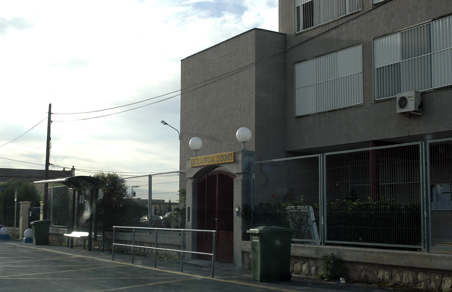 Las Escuelas Oficiales de Idiomas y la Junta Qualificadora de Coneixements de Valencià aplazan las pruebas de certificación