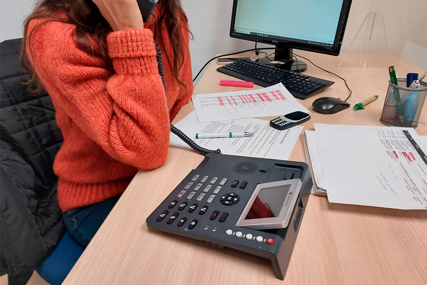 El Ayuntamiento de Sagunto vuelve a impulsar la campaña para llamar a las personas mayores en Navidad