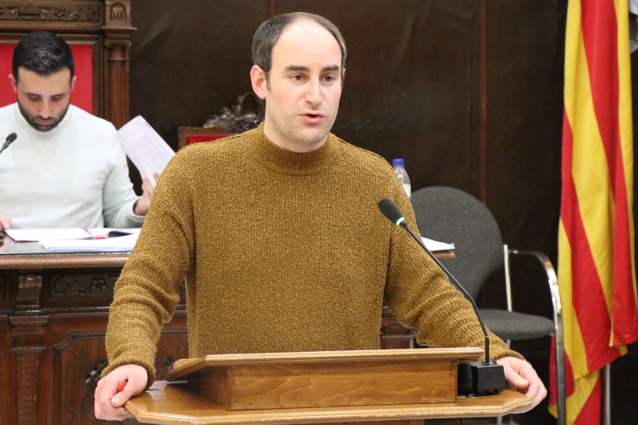 El Pleno solicita el pago de tasas de expedición de documentos por medios telemáticos en las dependencias de la Policía Nacional