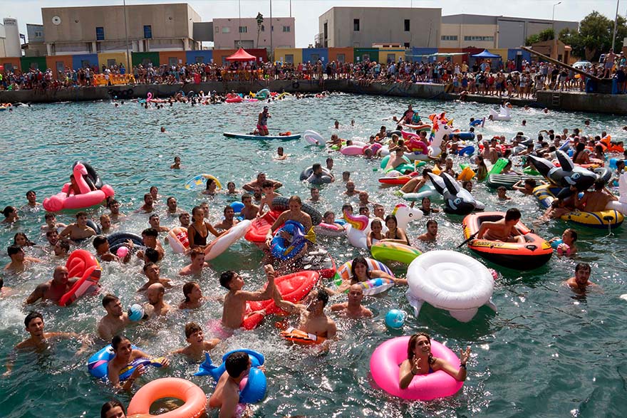 Sagunto y Puerto de Sagunto cierran un mes de festejos con una alta participación y en que se ha recuperado totalmente la actividad