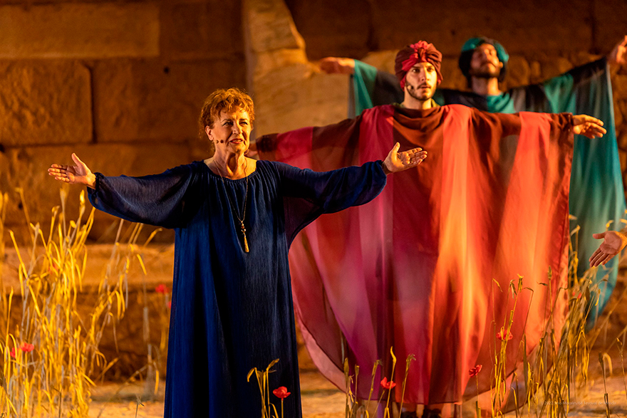 Sagunt a Escena programa en el Teatro Romano una versión de 'El misántropo' feminista, romántica y ecologista