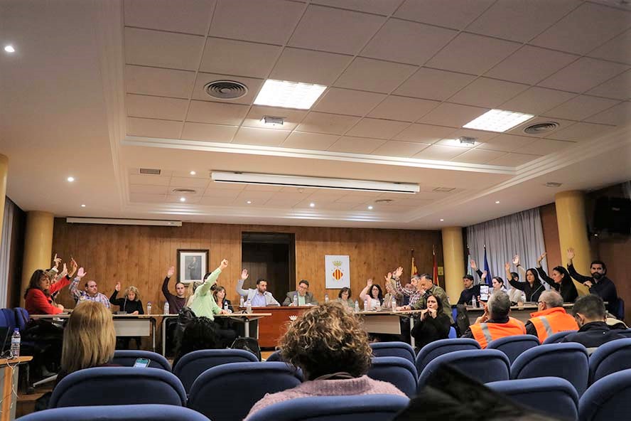 El Ple Municipal acorda per unanimitat una declaració institucional en defensa del teixit industrial i del manteniment de TK Galmed