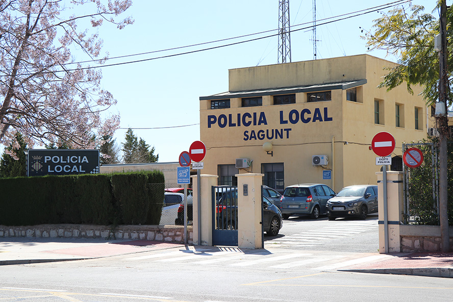 La Policía Local detiene a un hombre y una mujer en Almardà por los presuntos delitos de robo con fuerza y falsedad documental