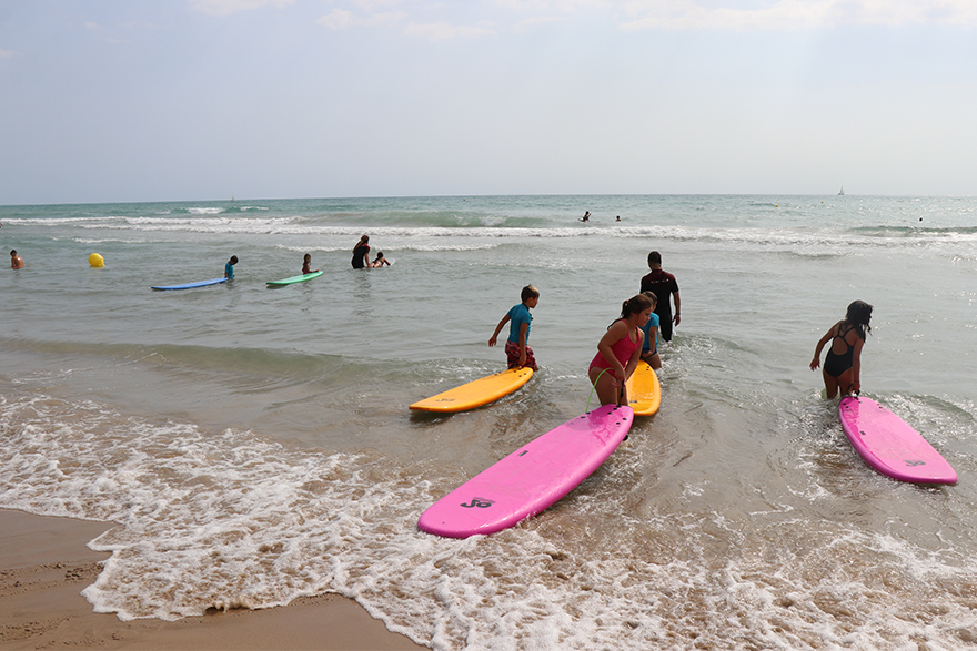 Las actividades veraniegas organizadas por las diferentes áreas del Ayuntamiento de Sagunto para la infancia del municipio encaran su recta final