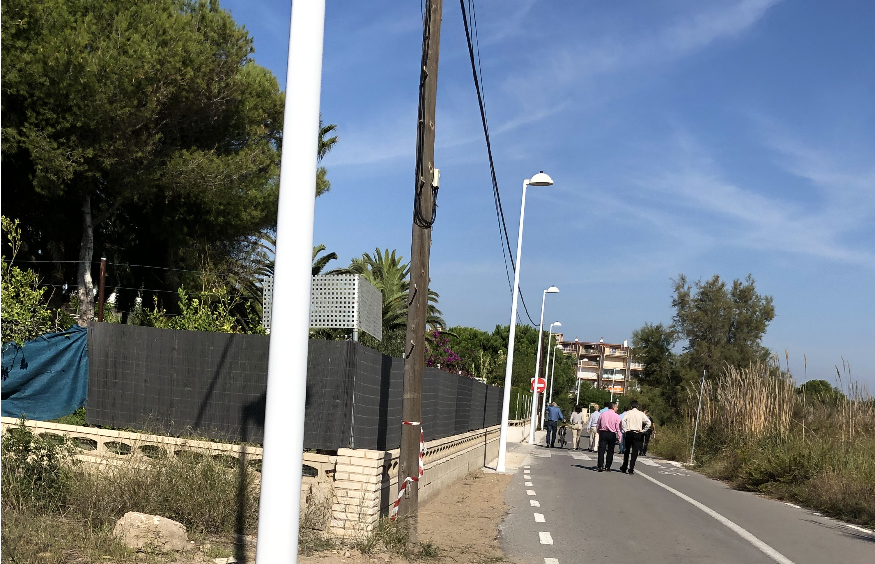La calle Assagador de la Mar ya dispone de alumbrado en su totalidad