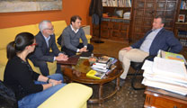 El alcalde de Sagunto y la delegada de Presidencia se reúnen con responsables de la empresa Tumesa