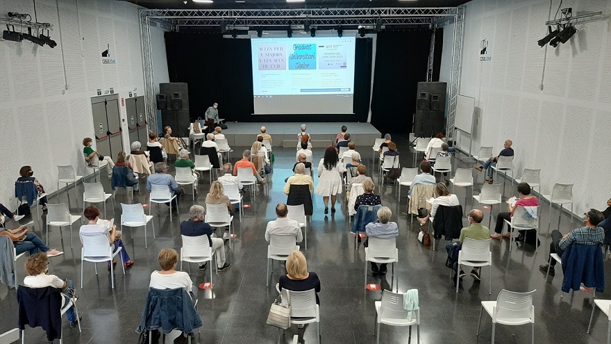 La Universidad para Mayores de la UJI inicia el curso 20/21 en Sagunto como sede del Camp de Morvedre