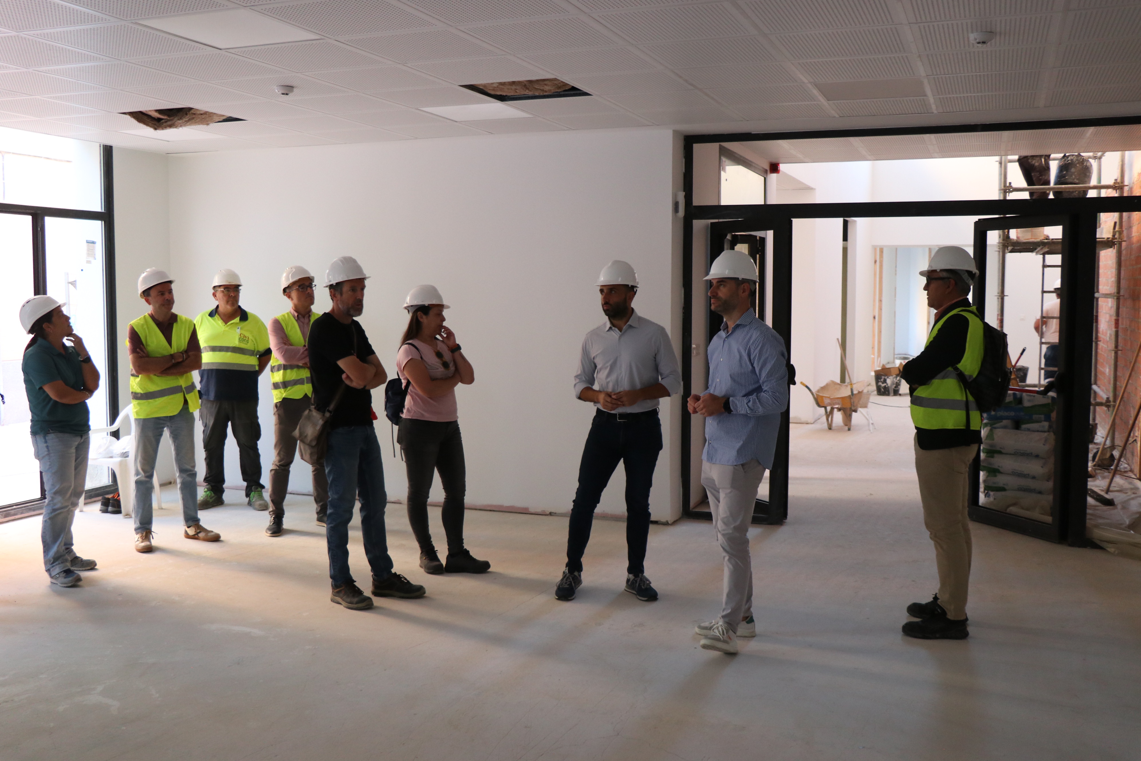 Avanzan a buen ritmo los trabajos de construcción del futuro edificio polifuncional de la plaza Sant Cristòfol