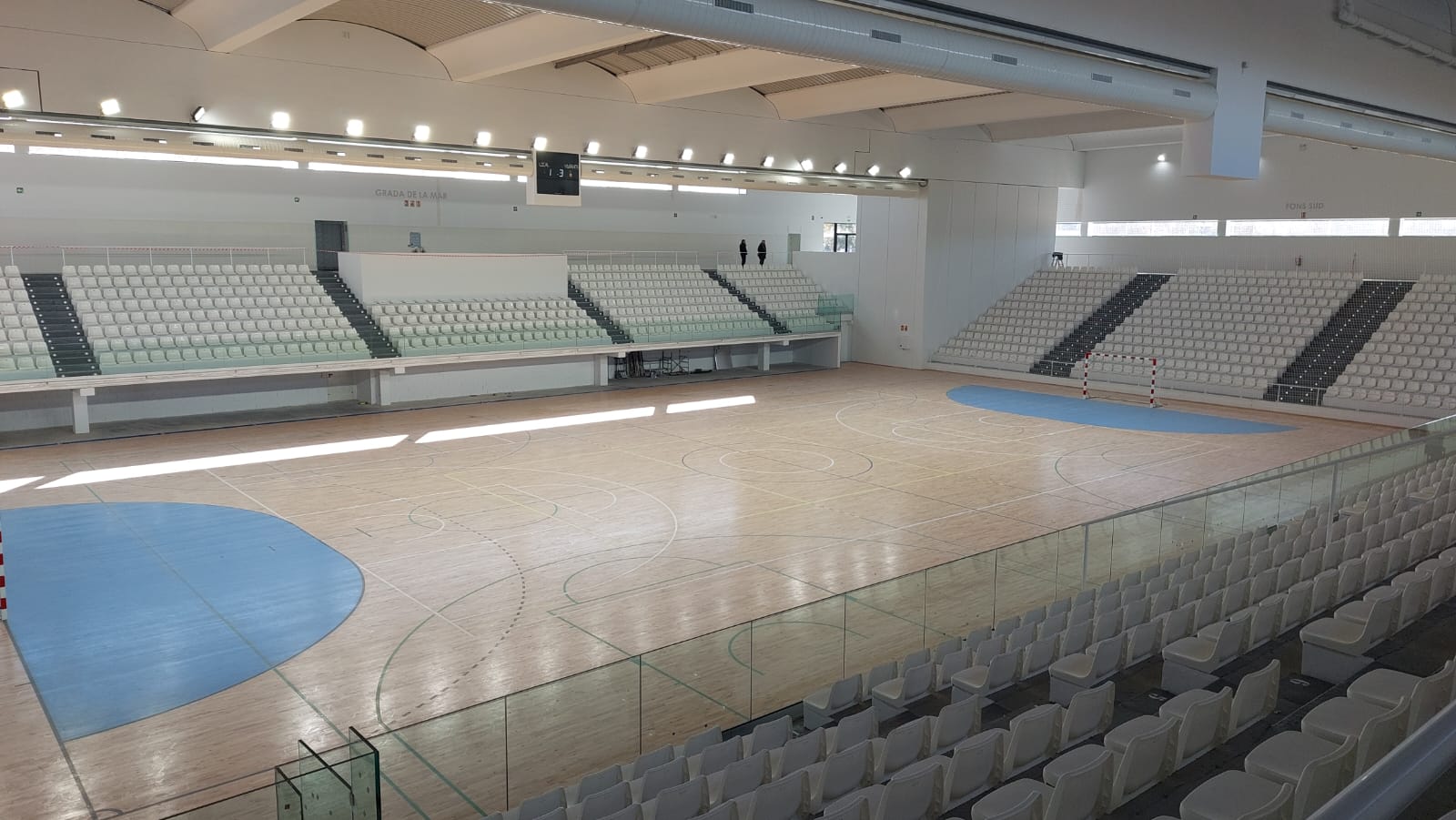 Se ultiman los detalles para recepcionar el nuevo pabellón polideportivo de Puerto de Sagunto