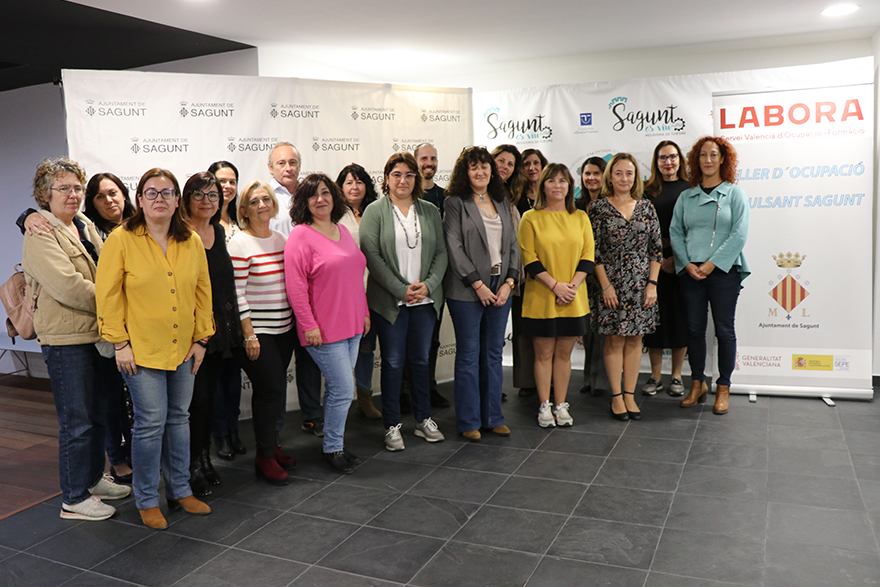 El taller de empleo ‘Impulsant Sagunt’ clausura su curso 2021-22 en la Vía del Pòrtic