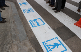 El CEIP Maestro Tarrazona ya cuenta con pictogramas en los pasos de peatones