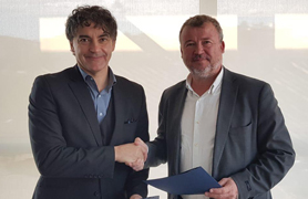 El Ayuntamiento de Sagunto suscribe un convenio con la Agencia Valenciana de Turismo para impulsar el festival Escena Kids