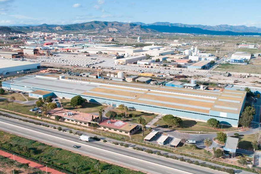 El Ayuntamiento de Sagunto aprueba por unanimidad la declaración institucional en apoyo a la plantilla de la planta de producción de Pilkington ubicada en el municipio