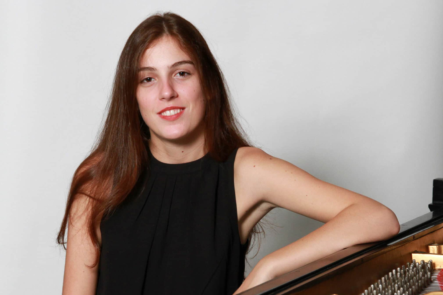 La pianista Salomé Jordania recala en Puerto de Sagunto este sábado por el ciclo 'PianoBegoña'