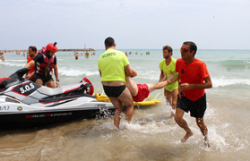 Sagunto convoca una bolsa de trabajo temporal para socorristas de playas