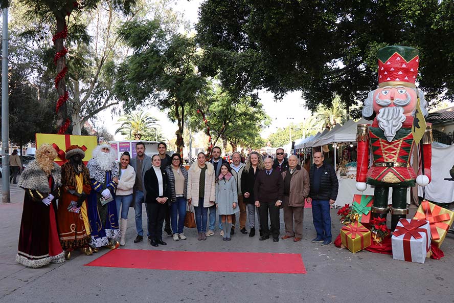 Abierto el Mercado de Reyes junto al Triángulo Umbral
