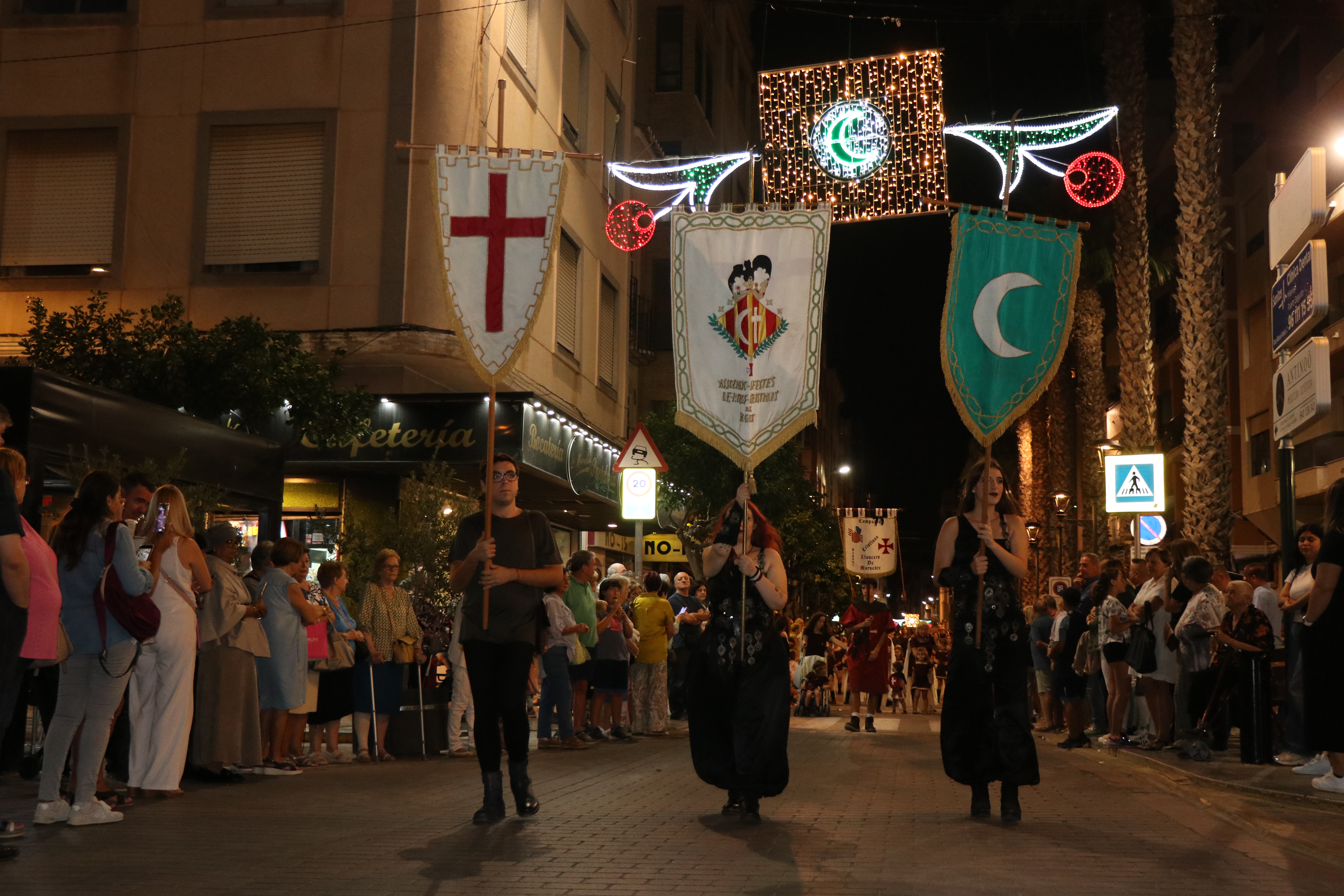 El pleno aprueba solicitar la declaración de la Fiesta de Moros y Cristianos de Sagunto como Fiesta de Interés Turístico de la Comunidad Valenciana 