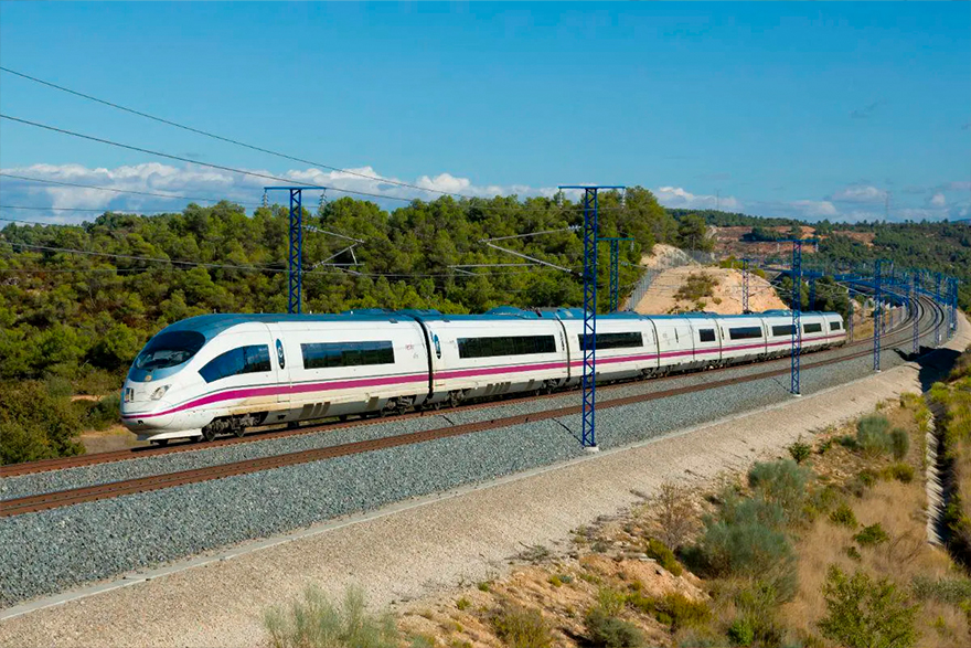 El Pleno Municipal reclama la mejora en la conexión de transporte por ferrocarril de Sagunto con Madrid y Barcelona