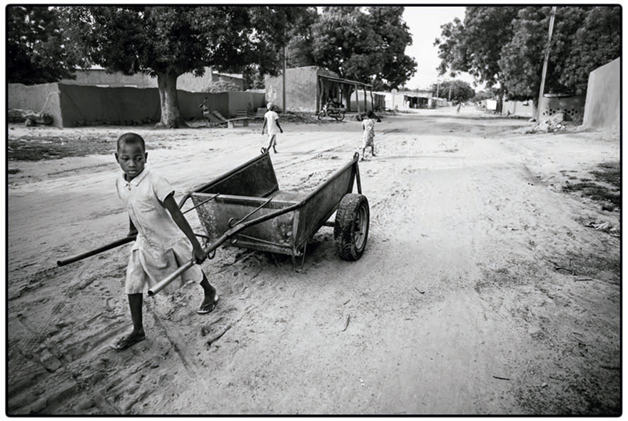 'Homo Artifex', un proyecto de inclusión y empatía a través de la fotografía de Denis Ponté en Sagunto