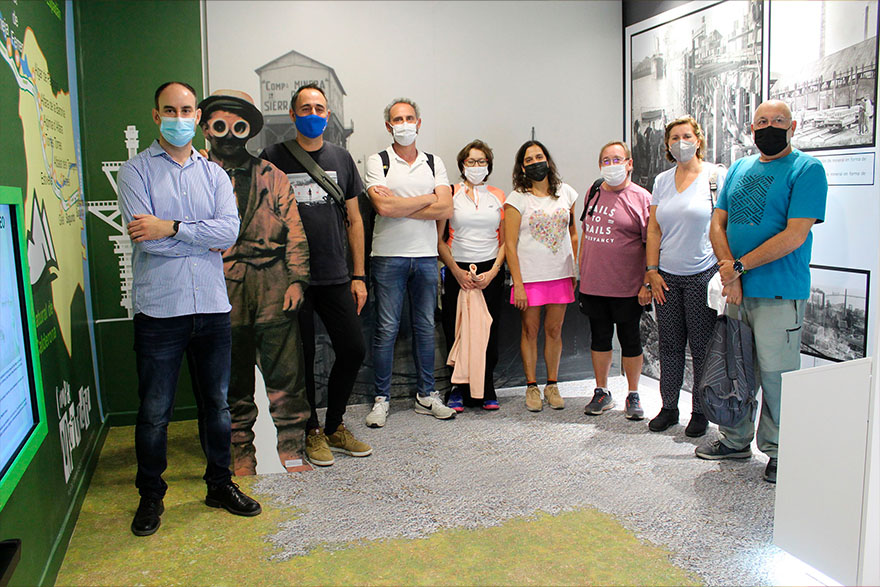 El Centro de Interpretación de la Vía Verde de Ojos Negros recibe a más de 50 personas de todas las nacionalidades 