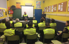 Policía Local mantiene reuniones para mejorar la coordinación 
