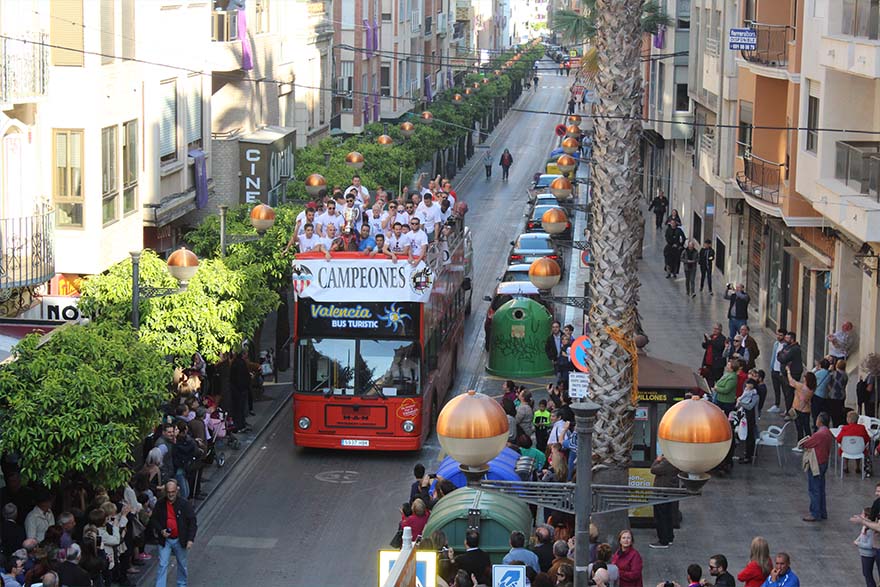 El Pleno concede la Medalla de Oro de la ciudad al Club Atlético Saguntino
