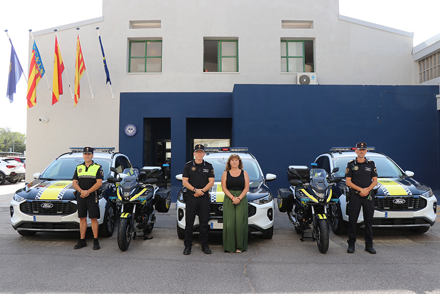 El Ayuntamiento de Sagunto incorpora cinco nuevos vehículos policiales para ampliar la actual flota de la Policía Local