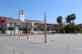 La concejalía de Mantenimiento restaurará 55 farolas de la plaza del Sol y calles adyacentes