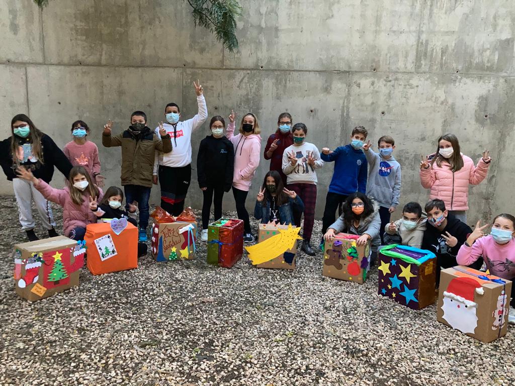 Los más pequeños endulzan la Navidad a los más mayores 