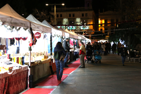 El Ayuntamiento de Sagunto inaugura el Mercado de Navidad