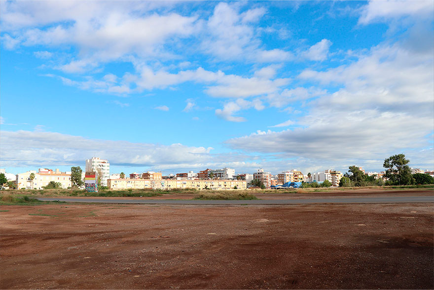 La Junta de Gobierno aprueba su pronunciamiento desfavorable al acta del deslinde que saca del dominio público el malecón de Menera 